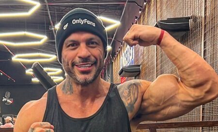 Após ser nocauteado por Popó, Kléber Bambam debocha de lutador Após ser nocauteado por Popó, Kléber Bambam debocha de lutador