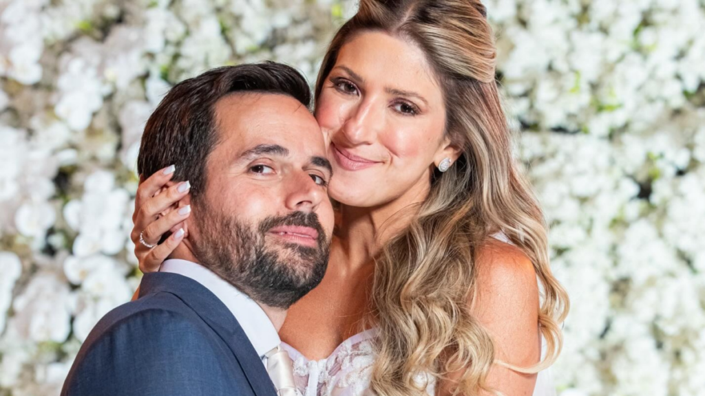 Dani Calabresa anuncia que está a espera do primeiro filho Dani Calabresa anuncia que está a espera do primeiro filho