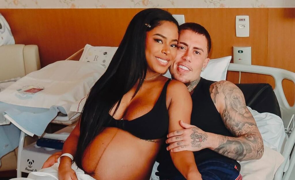 MC Daniel e Lorena Maria chegam a maternidade para parto do filho MC Daniel e Lorena Maria chegam a maternidade para parto do filho
