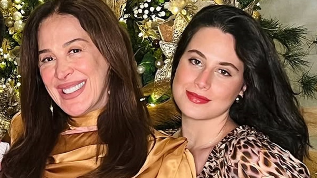 Filha de Claudia Raia comenta sobre a polêmica do vibrador