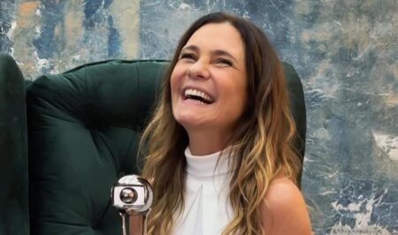 Adriana Esteves não renova contrato com a Globo após 36 anos Adriana Esteves não renova contrato com a Globo após 36 anos