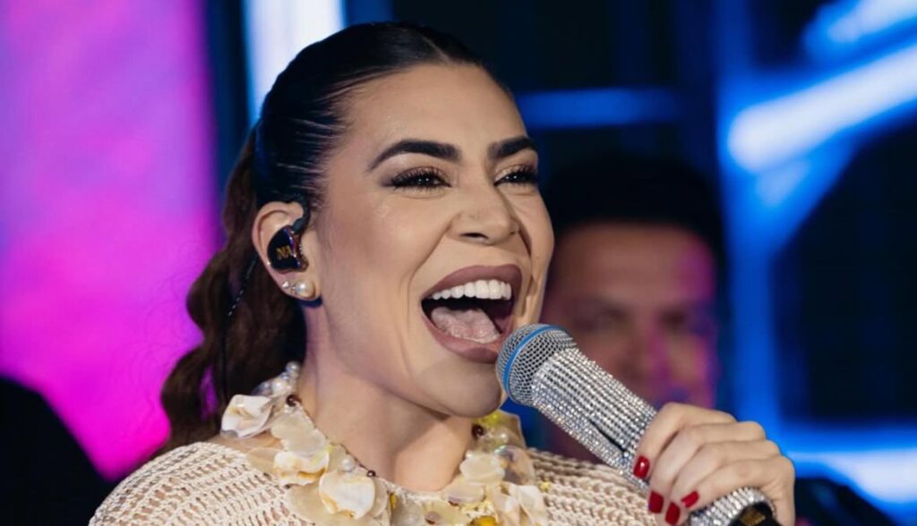 Naiara Azevedo realiza show em comemoração ao Dia Das Mulheres