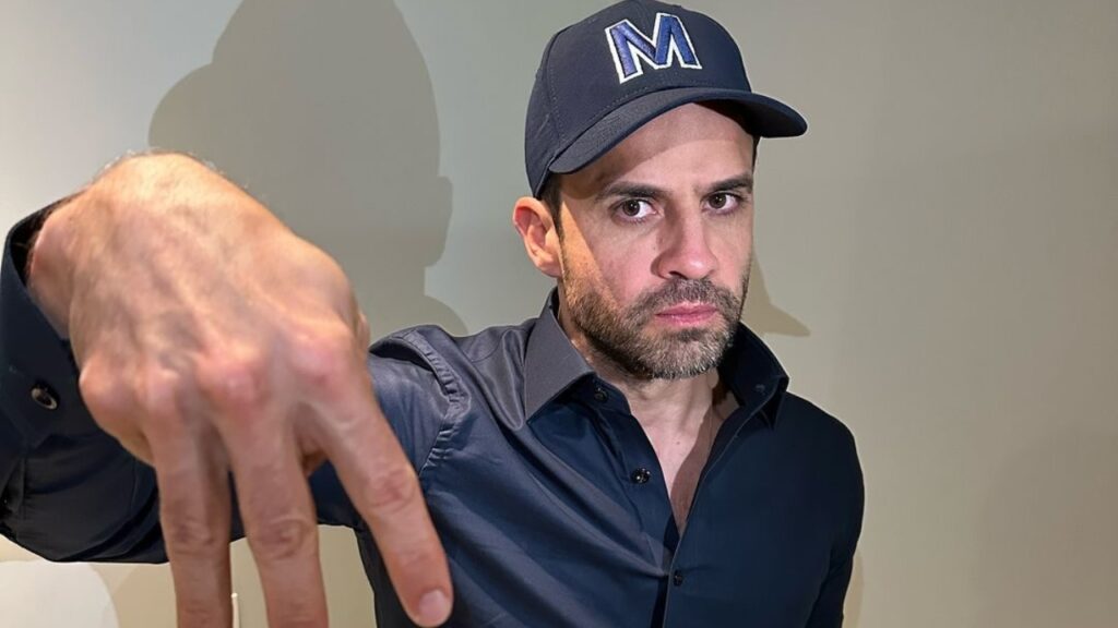 Pablo Marçal compra mansão que já foi de Kaká Pablo Marçal compra mansão que já foi de Kaká
