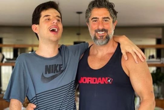 Conheça famosos que têm filhos com Transtorno do Espectro Autista Conheça famosos que têm filhos com Transtorno do Espectro Autista