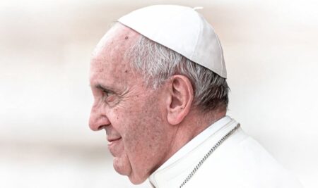 Papa Francisco recebia salário? Saiba o que se sabe sobre o pagamento dele