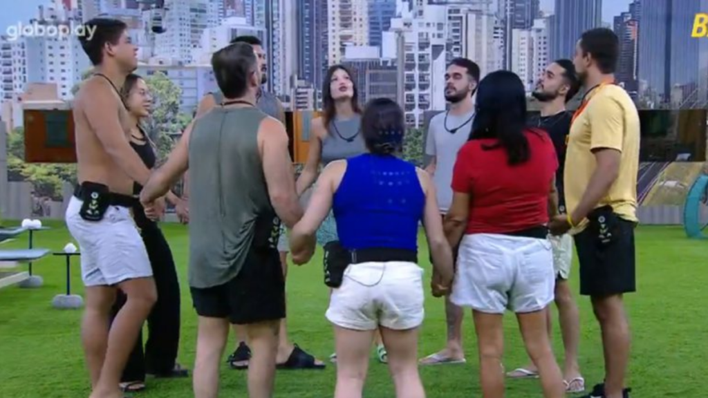 BBB 25: Brothers fazem manifestação em prol da comida e tomam esporro da produção BBB 25: Brothers fazem manifestação em prol da comida e tomam esporro da produção