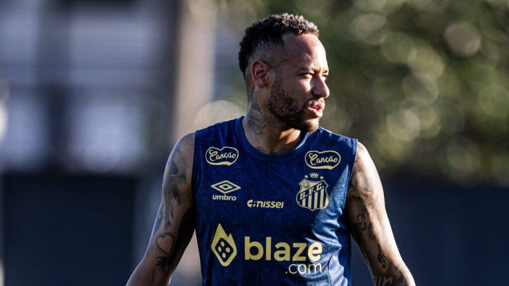 Neymar desabafa após acusação de traição: “Felicidade incomoda''
