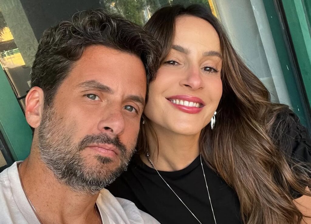 Claudia Leitte e o marido Márcio Pedreira em selfie