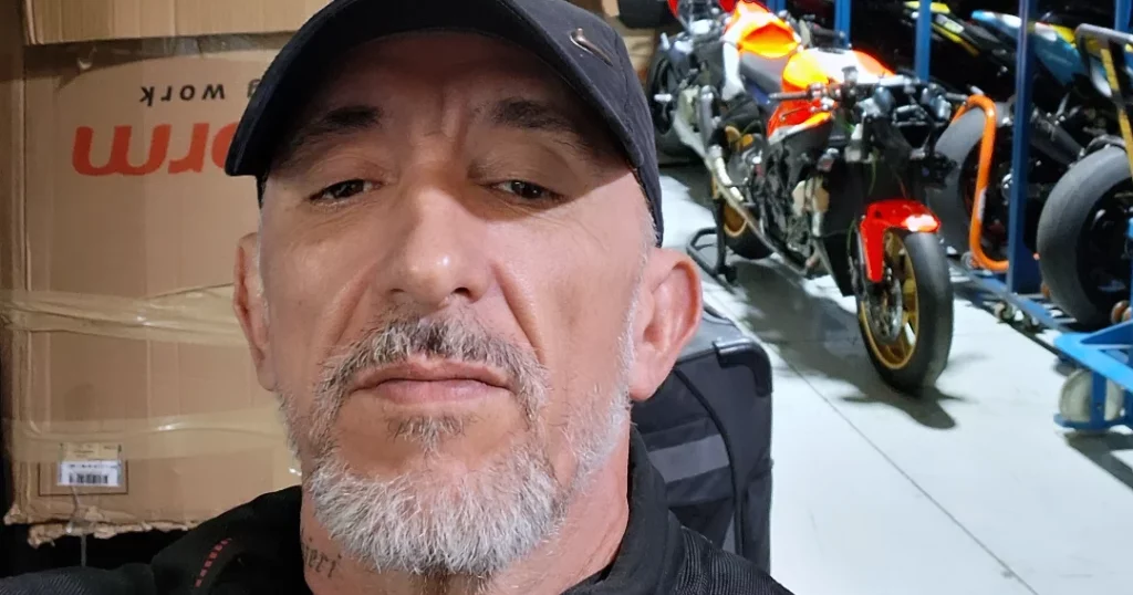 Cristian Cravinhos em selfie