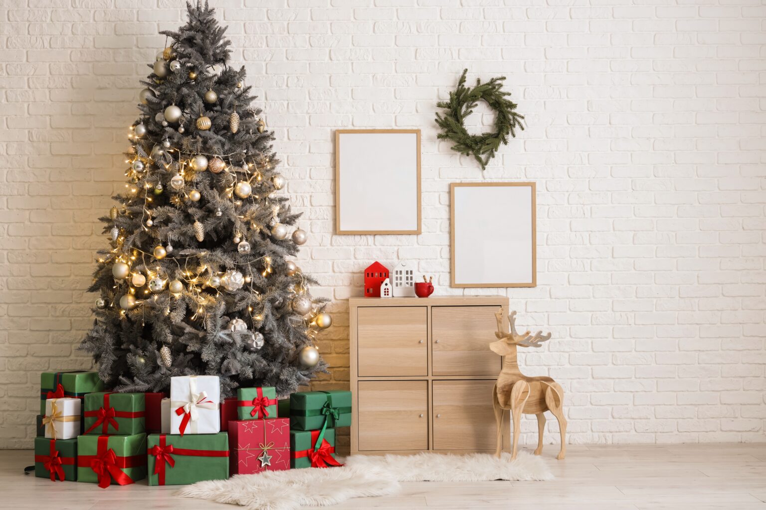 Árvore de Natal com presentes