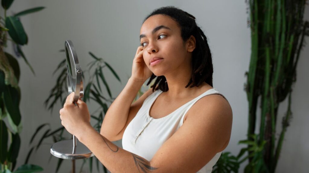 O que significa não usar maquiagem, segundo a psicologia