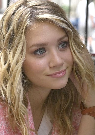celebridades que sumiram ashley olsen