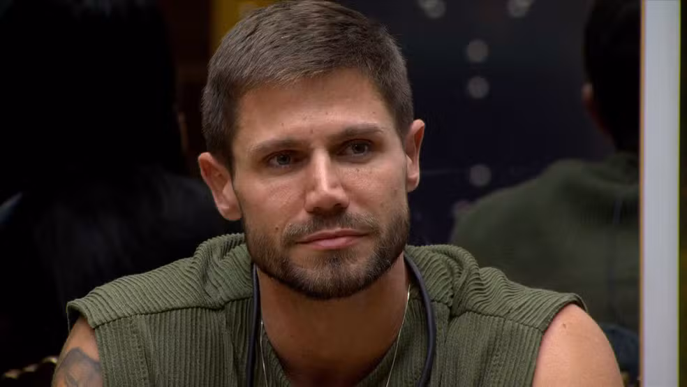 BBB 26: Jonas é eliminado; entenda a repercussão na casa Jonas foi o eliminado da semana com mais de 50% dos votos no BBB 26