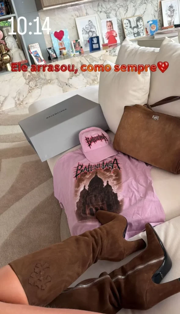 Presentes de luxo recebidos por Virginia Fonseca no Dia das Mães incluem itens da Balenciaga e botas marrons