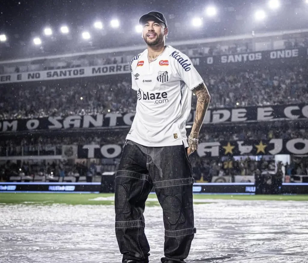 Neymar durante o retorno ao Santos 