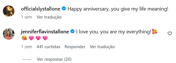 Captura de tela mostra comentários de Sylvester Stallone e Jennifer Flavin no Instagram durante troca de mensagens românticas em publicação sobre aniversário de casamento.