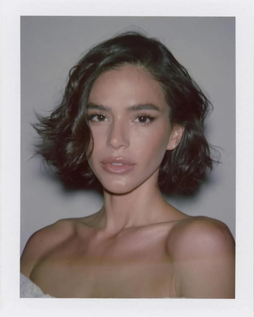 Bruna Marquezine e Bruna Biancardi: Entenda a comparação 1 Bruna Marquezine é uma atriz brasileira que ganhou fama ainda na infância e se consolidou como um dos principais nomes do entretenimento nacional. Ao longo da carreira, participou de novelas de sucesso, campanhas publicitárias e projetos internacionais.