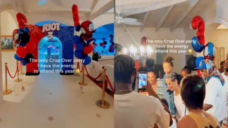 Rihanna e A$AP Rocky celebram de 3 anos de Riot com festa temática; veja Festa de 3 anos de Riot, filho de Rihanna e A$AP Rocky, com decoração inspirada no Homem-Aranha e familiares reunidos ao redor do bolo de aniversário.