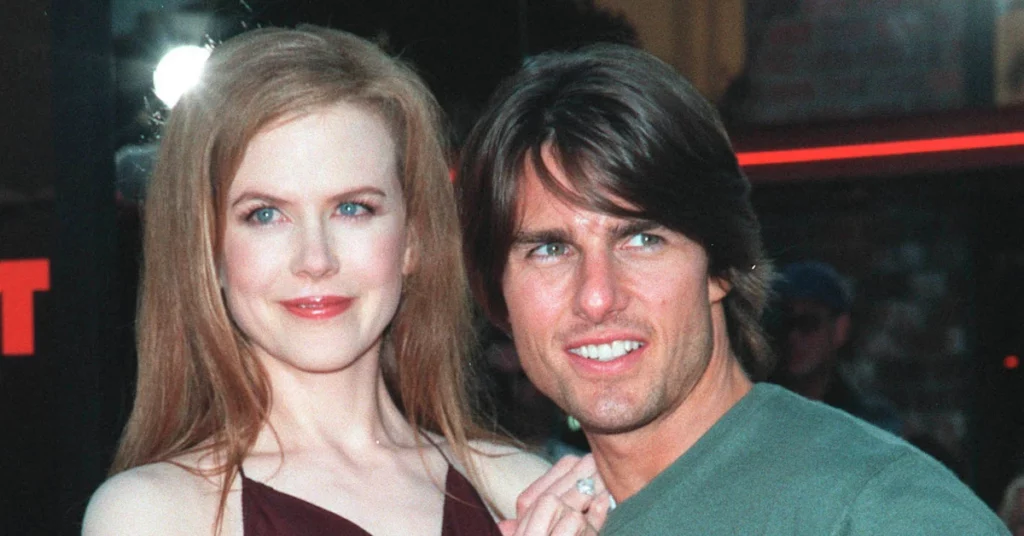 Nicole Kidman e Tom Cruise posam juntos durante evento público