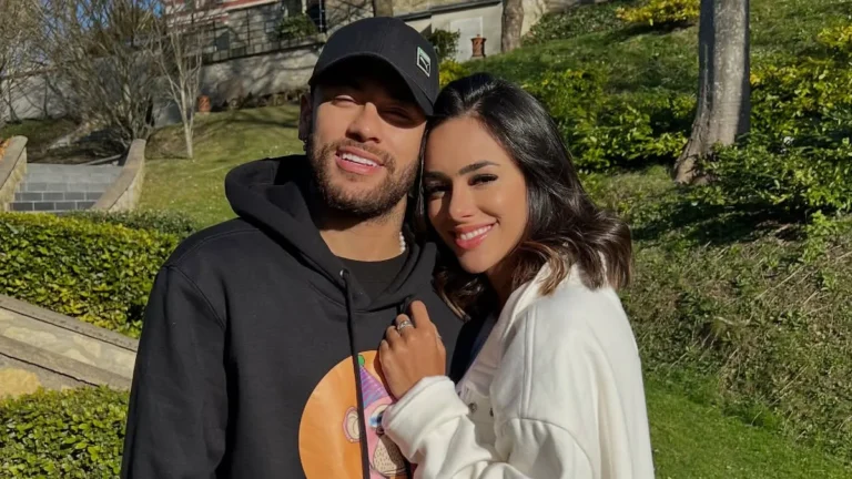 Bruna Biancardi e Neymar em registro publicado no Instagram.