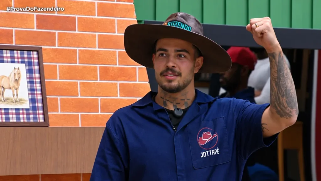 A Fazenda 18: Jottapê vence prova do Fazendeiro e movimenta a casa; veja Jottapê usando o chapéu de Fazendeiro em A Fazenda 18