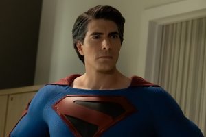 Clark Kent (Brandon Routh) no crossover de Crises nas Infinitas Terras (Divulgação/ The CW)