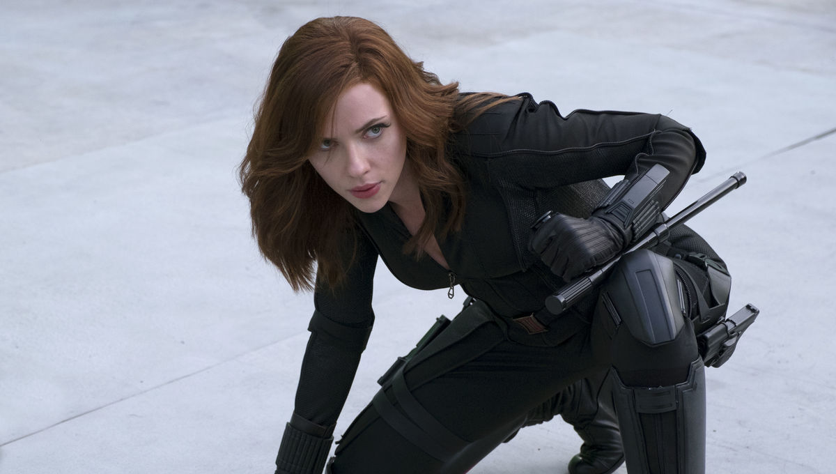 Scarlett Johansson como Viúva Negra em Capitão América: Guerra Civil
