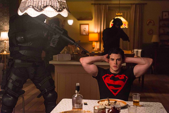 Cena do Superboy de Titãs